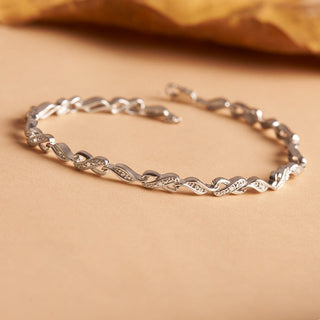 1/8 Carat Diamond Bracelet in Sterling Silver-7.25"