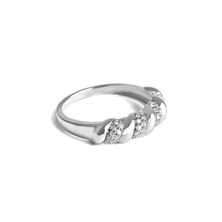 0.20 Carat Interlaced Diamond Studded Ring in Sterling Silver